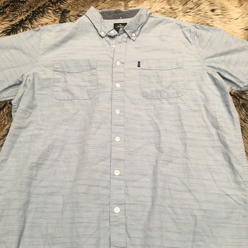 RIP CURL SHORT SLEEVE BUTTON DOWN SHIRT